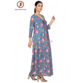 Women Side slit flare maxi dress